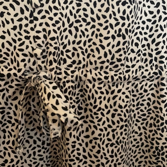 Ladies top - Picture 3 of 3